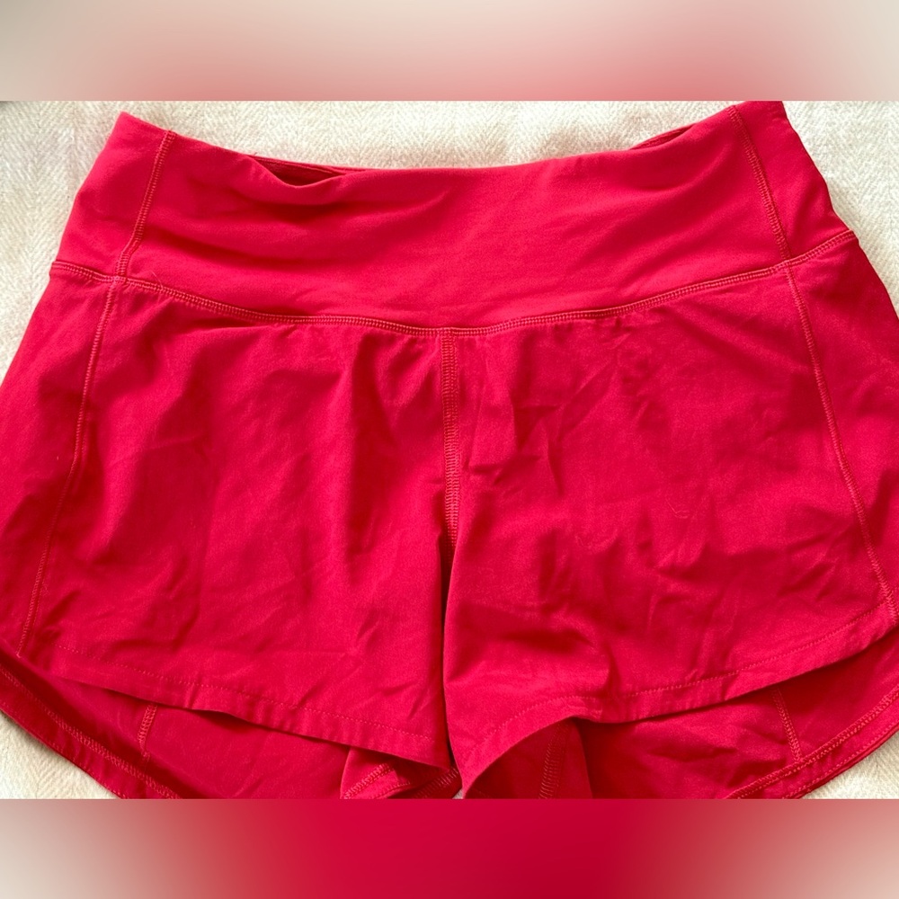Lululemon Speed Up Short 4" Lined Dark Red Sz 2
EUC